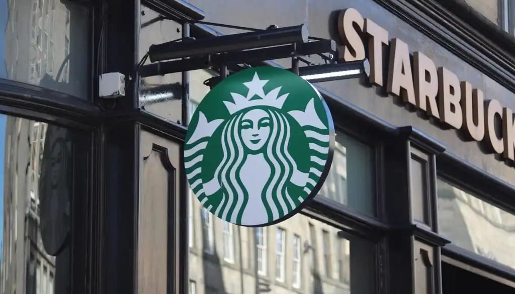 Case Starbucks Growth marketing
